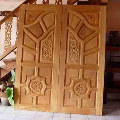 This is American Yellow Pine Wood  Main Door With Hand Carving. Code is HPD621. Product of Doors - Beautiful main double door design in Yellow pine wood. Available this design in all wood dayyar wood, kail wood ash wood. Ready all sizes on order. Al Habib